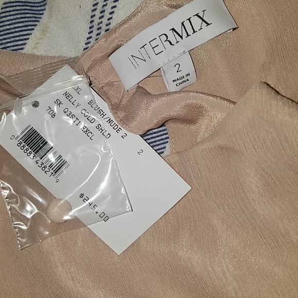 NWT, INTERMIX Nelly Ruffle Cold Shoulder Top - Picture 6 of 10